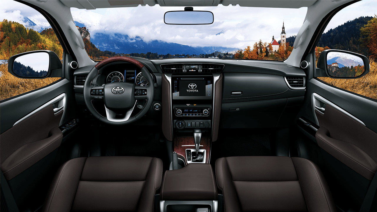 mua xe fortuner tại toyota từ sơn