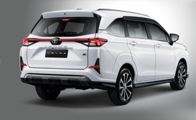 Thân xe với nhiều điểm nhấn nổi bật