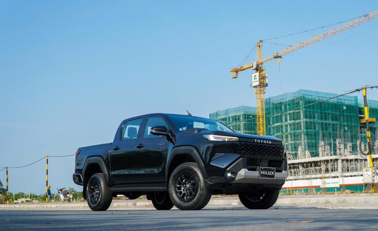 TOYOTA VIỆT NAM RA MẮT HILUX 2026 HOÀN TOÀN MƠI·