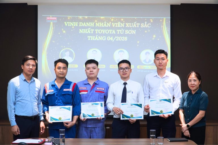 LỄ BỔ NHIỆM VÀ KHEN THƯỞNG CÁN BỘ NHÂN VIÊN XUẤT SẮC NHẤT THÁNG 04/2026