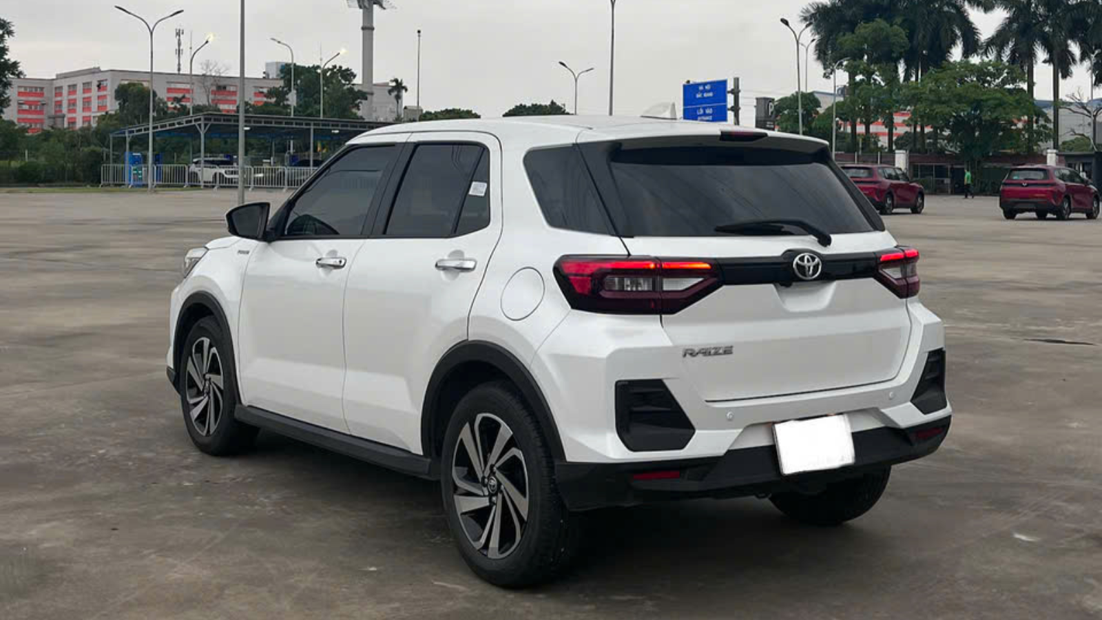 TOYOTA RAIZE 2024 - Ảnh 2