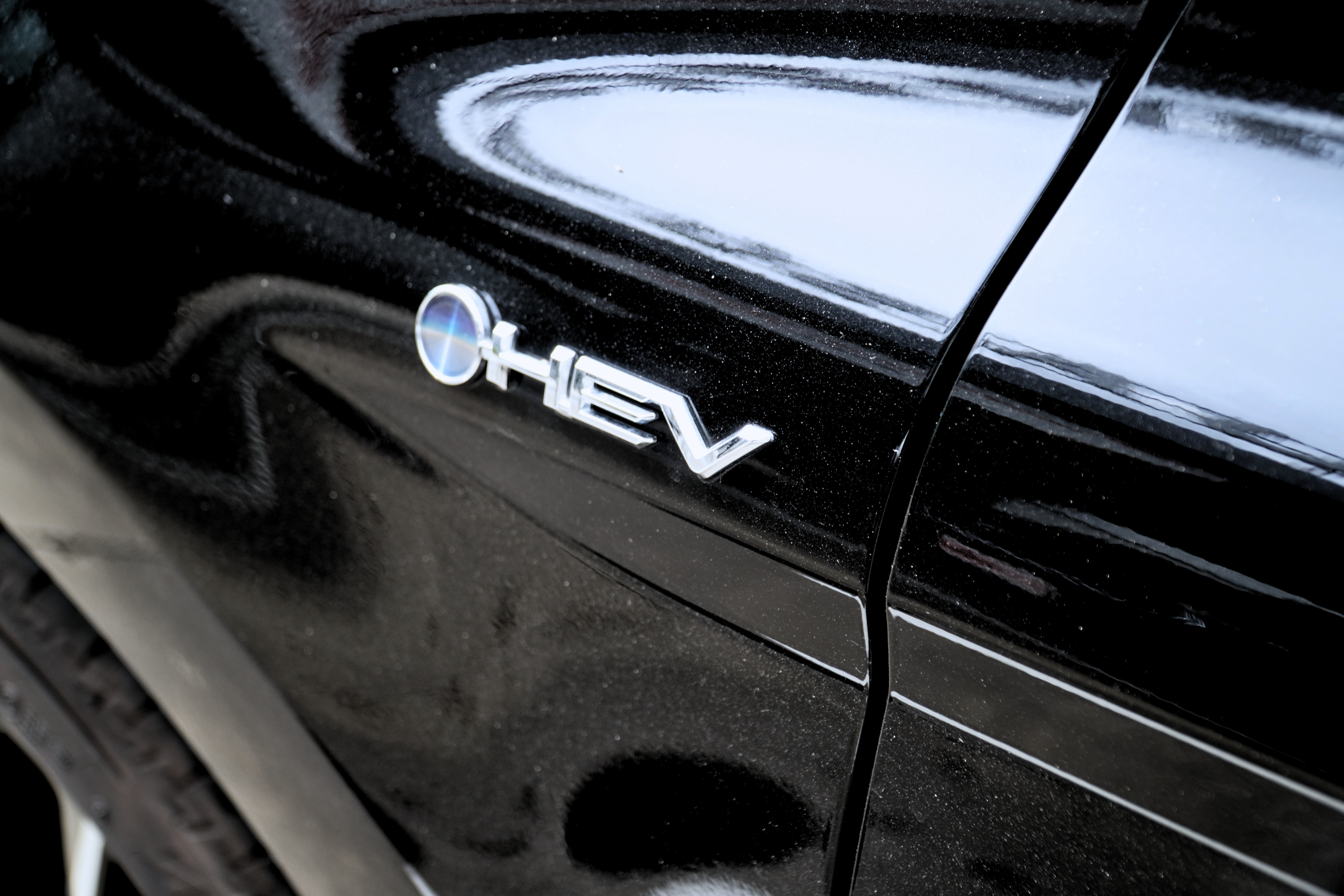 TOYOTA CAMRY HEV - Ảnh 18