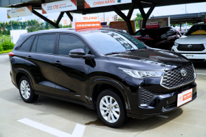 INNOVA CROSS 2.0V CVT 2025